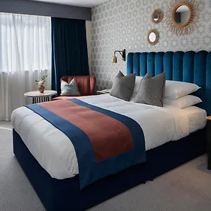 Hotel The Queens &, Bournemouth