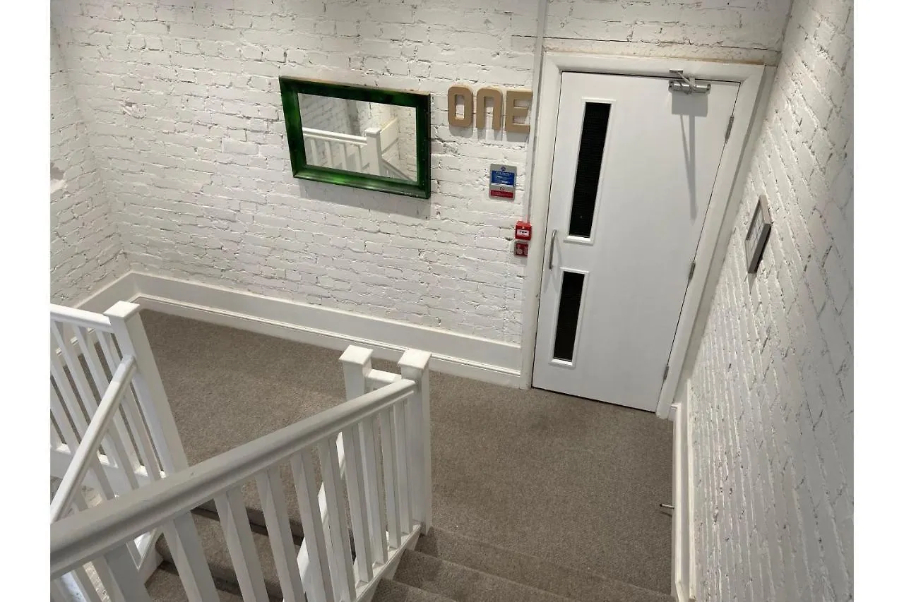 ** ホテル Bourne Hall Annexe ボーンマス イギリス