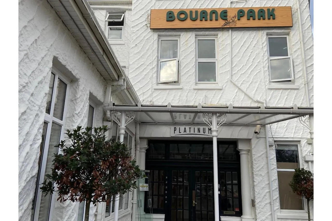 ホテル Bourne Hall Annexe ボーンマス