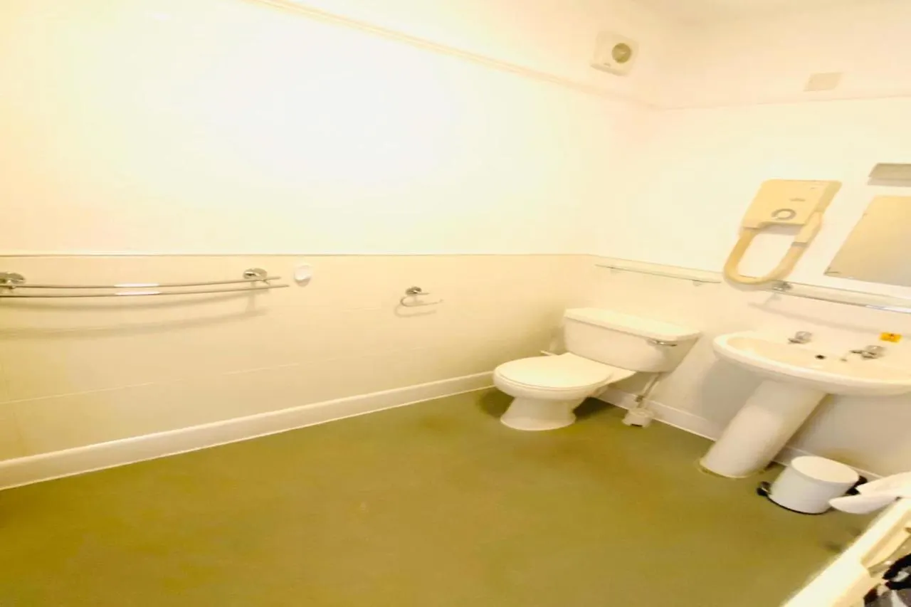 Bourne Hall Annexe ボーンマス 2*,